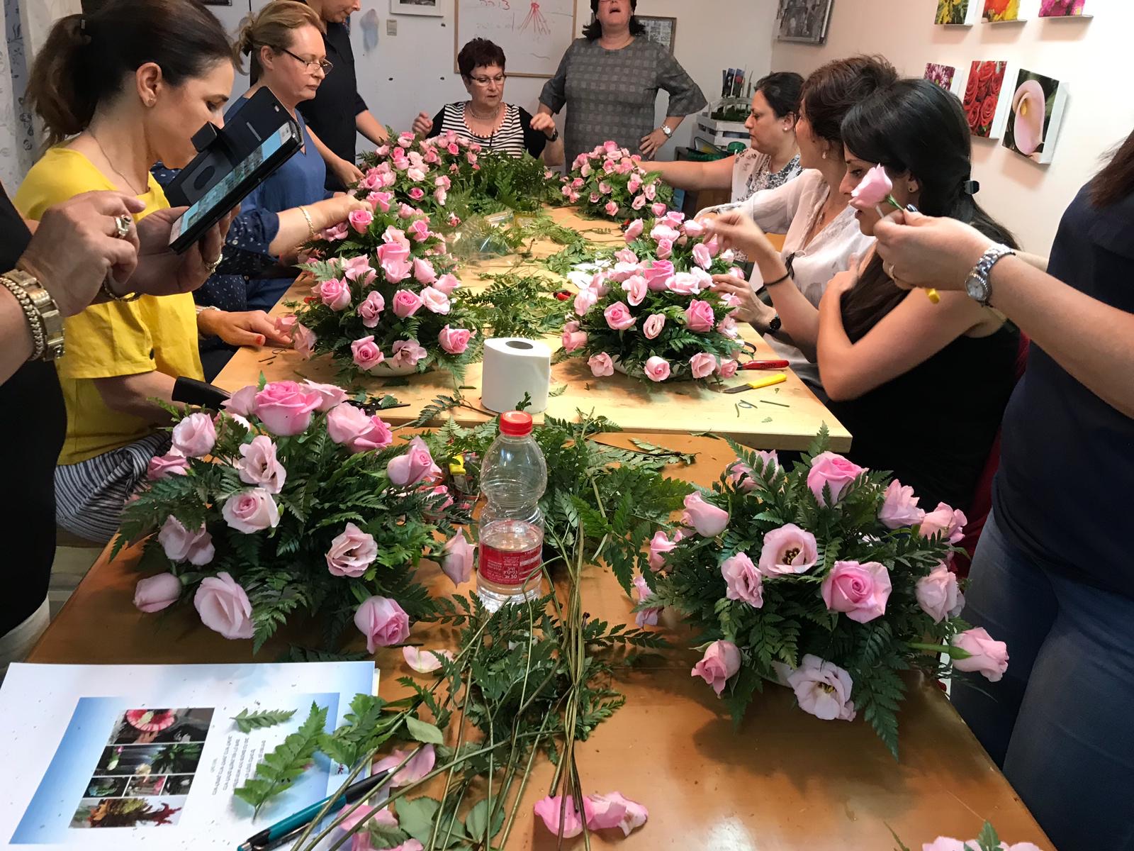 קורס שזירת פרחים למתחילים – אומנות הפרחים